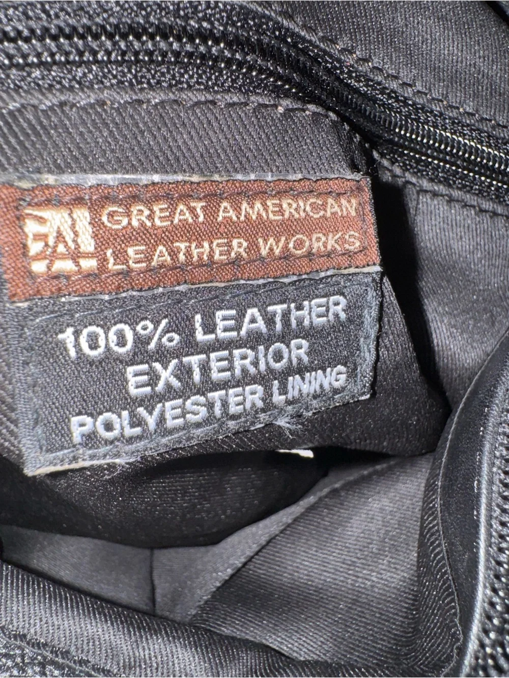 Black Leather Crossbody Bag - Classic Everyday Shoulder Bag - Picture 5 of 5